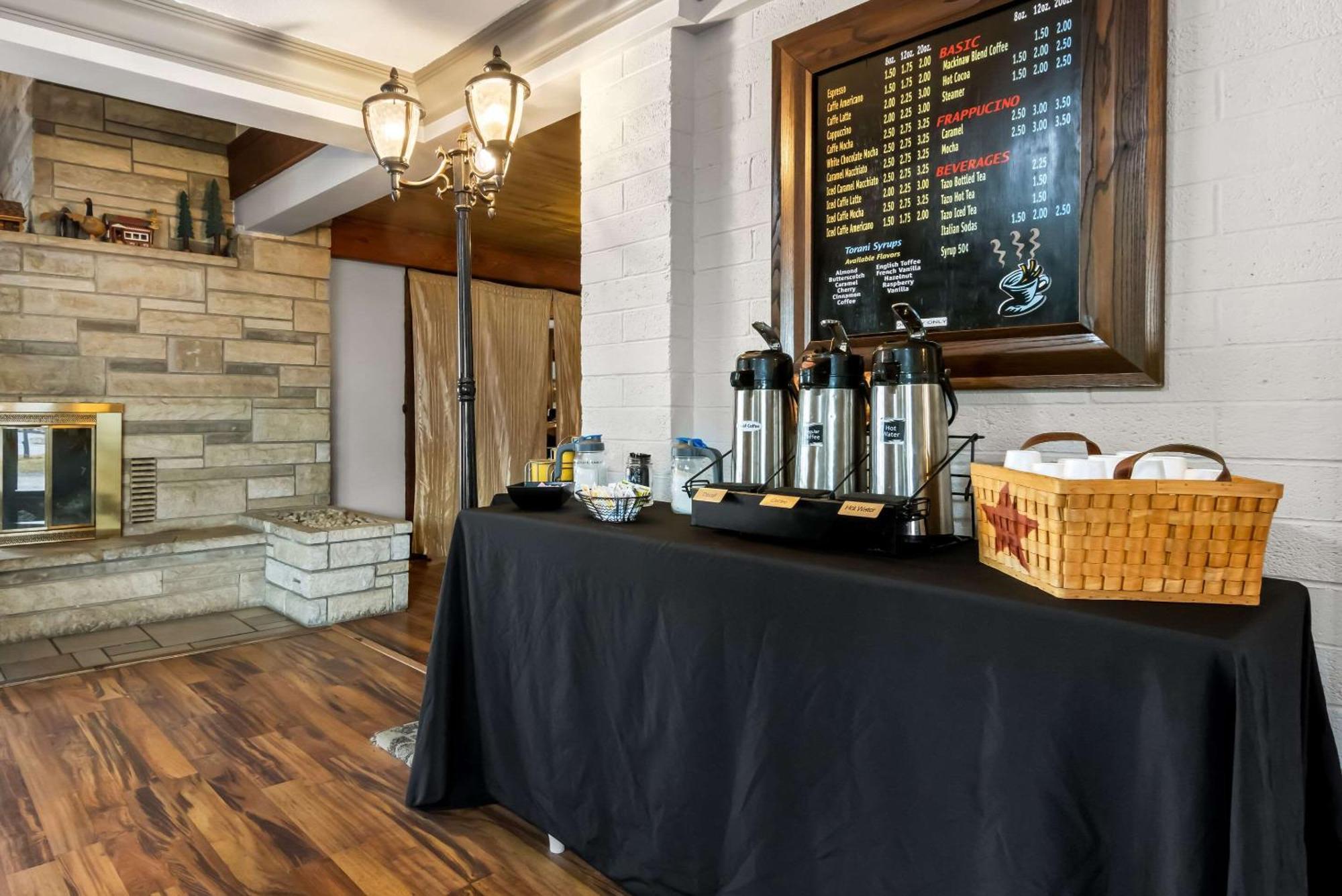 Rodeway Inn Formerly Camp Inn Lodge Oscoda المظهر الخارجي الصورة