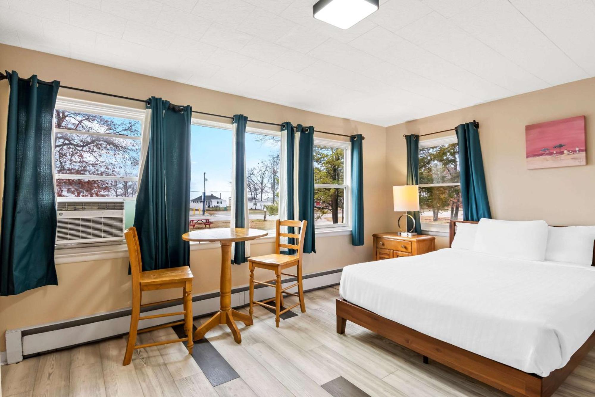 Rodeway Inn Formerly Camp Inn Lodge Oscoda المظهر الخارجي الصورة