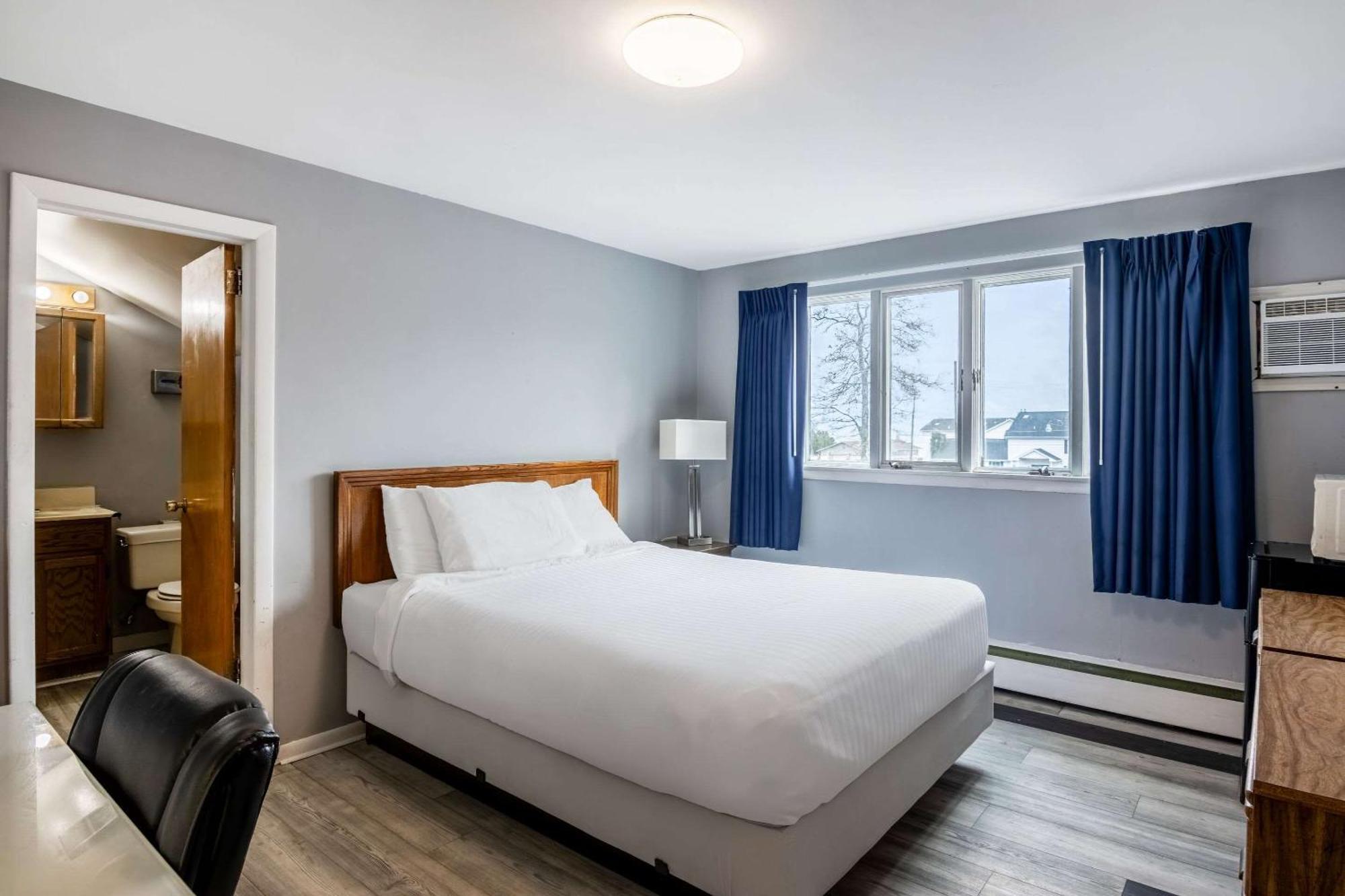 Rodeway Inn Formerly Camp Inn Lodge Oscoda المظهر الخارجي الصورة